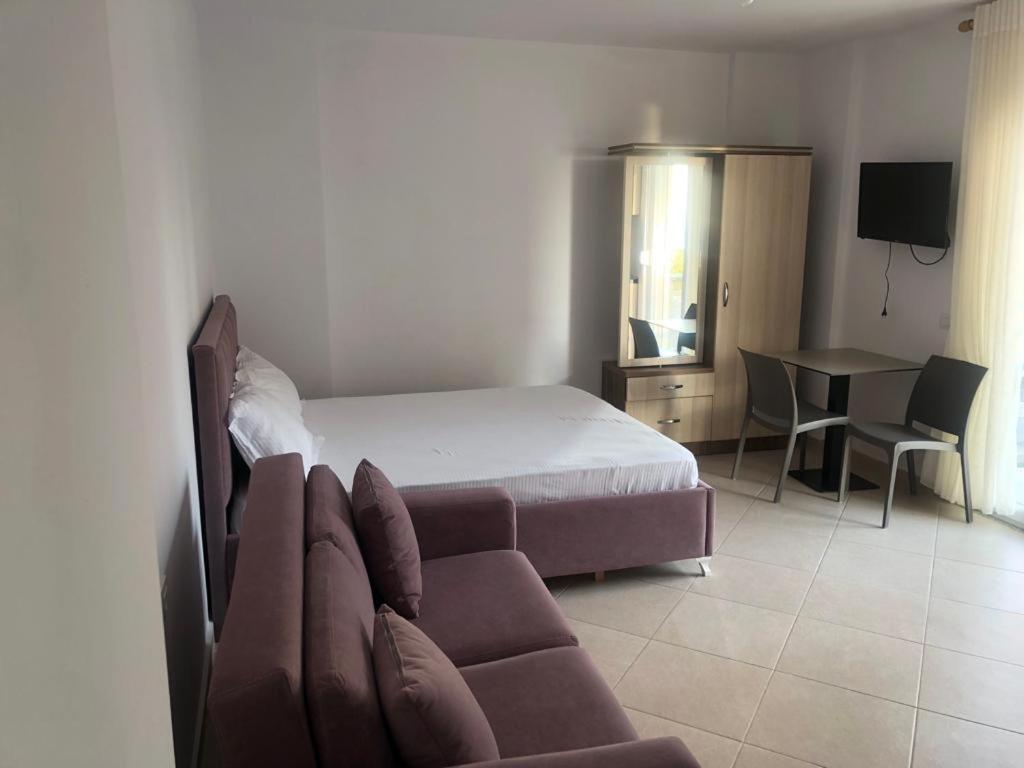 Hotel Mario, Shengjin Bagian luar foto